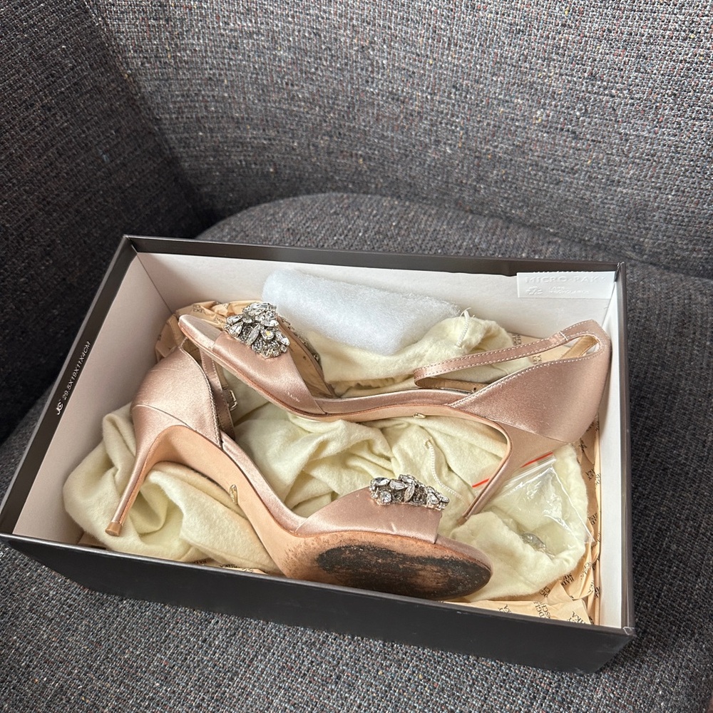 Badgley Mischka Crystal Shoes - Picture 10 of 10